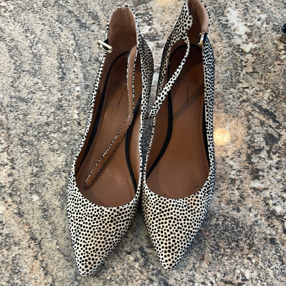 Animal print heels size 11